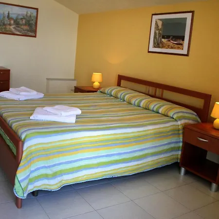 Casa Colombo * Cefalu