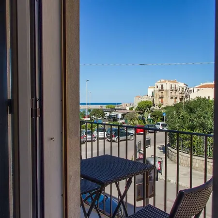 Casa Colombo * Cefalù